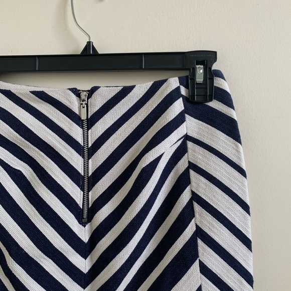H&M Navy Blue & White Striped Mini Skirt - Picture 6 of 7